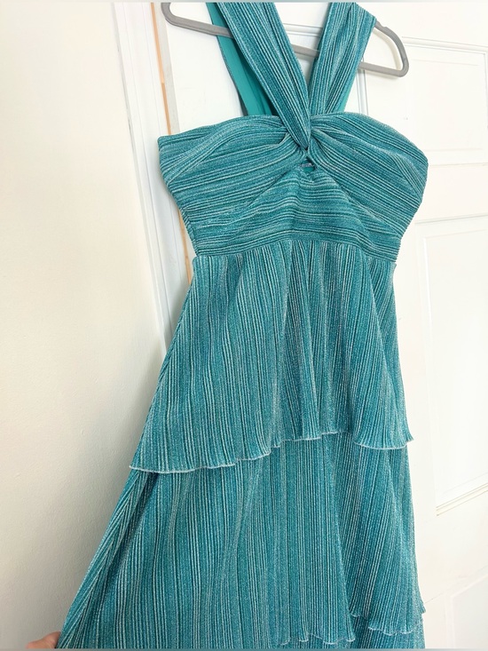 REVOLVE Dresses & Skirts - REVOLVE long layered dress - Saylor “Hyelee” XL